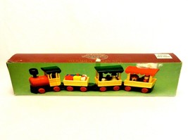Santa&#39;s Workbench Wooden Train, 14 Piece Set, Vintage 1995 Holiday Decor, w/Box - £15.62 GBP