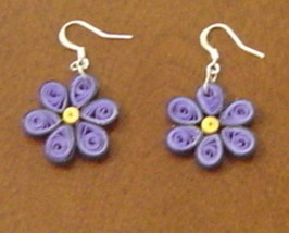 Paper Quilled handcrafted Purple flower Earrings New - £12.05 GBP