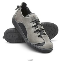 The Expandable Width Comfort Shoe Women&#39;s Size 6 Gray - £60.69 GBP