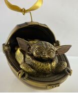 Disney Star Wars Bronze Baby Yoda The Child Sketchbook Ornament Mandalor... - $417.51 MXN