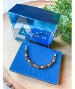 NIB (2007) AVON FEBRUARY Birthstone Purple Rhinestone Flower Gold Tone A... - $241.00 MXN