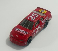 Ricky Craven 1997 #25 Hendrick Motorsports Chevrolet Monte Carlo 1/64 Loose - $55.17 MXN