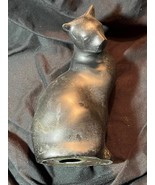 Japanese Figural Cast Metal Bronze or Brass Feline Cat Pet Sculpture Art... - $3,650.82 MXN