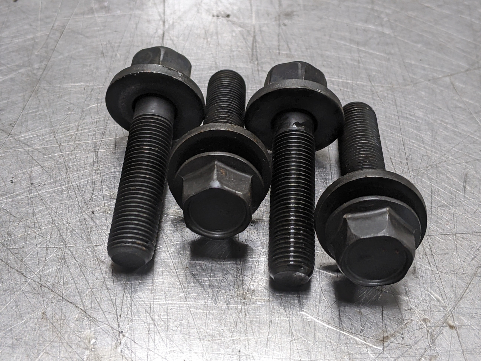 Camshaft Bolt Set For 07-17 Toyota Tundra  5.7 9011912370 Gas - $19.75