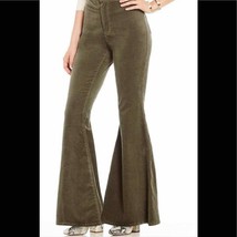 Chelsea &amp; Violet olive flare bottom corduroy jeans Women’s Size 30 - £36.32 GBP