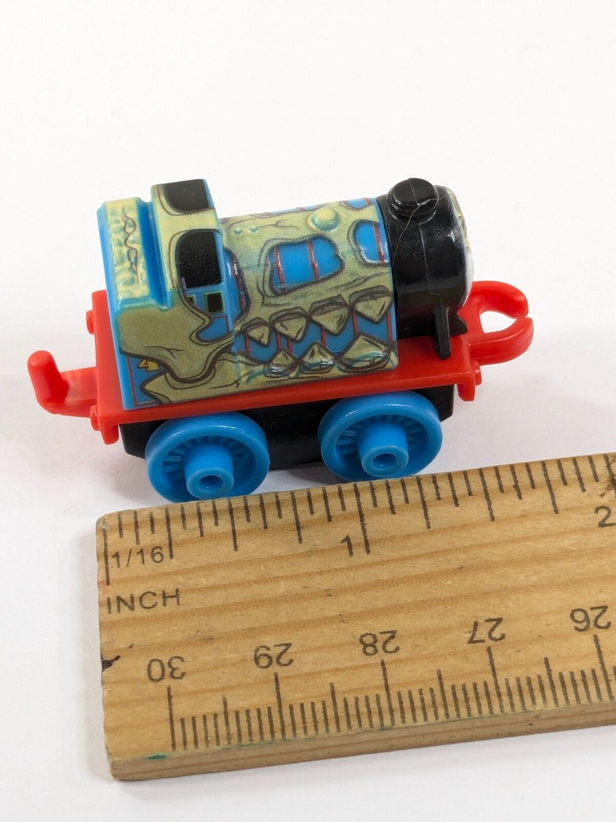 Thomas & Friends train mini Dino Gordon #607 dinosaur skeleton blue ...