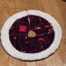 Christmas Mini Tree Skirt Sequins Silver Red 2-Tone w Faux Fur Trim 18&quot; Dia NWT - £6.32 GBP