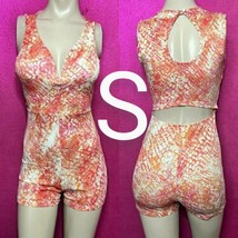 Classy Fashion Peach/Pink Abstract Print Romper Size S - $27.12