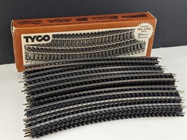 Bachmann Tyco GT 18&quot; Radius Lot of 33 Code 100 Tracks HO Black w/Nickel Rails - £47.47 GBP