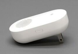 Arlo Chime 2 Smart Wi-Fi Enabled Doorbell and Camera Accessory image 5