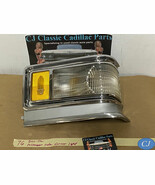 OEM 76 Cadillac Deville RIGHT PASSENGER SIDE TURN SIGNAL PARK CORNER LIG... - $135.66 CAD