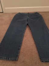 St. John&#39;s Bay Women&#39;s Jeans Zip Pockets STRETCH Size 16 Short Blue - $22.80