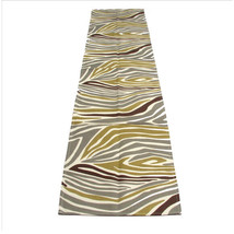 Saro Zebre Collection Zebra Design Table Runner 16 x 72 inches - $268.10 MXN