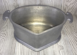 Vintage Guardian Service Aluminum Cookware Pan Pot 8” Triangle Heart No Lid - £15.10 GBP