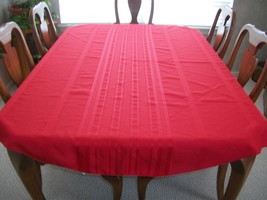 Red Holiday Rectangular Tablecloth with 12 matching cloth napkins (#0430) - £34.39 GBP