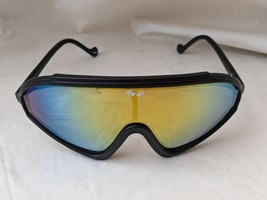 Vintage TVA 1980s Sport Ski Lunettes de Soleil Miroir Verres Noir Montur... - $773.20 MXN
