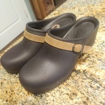 Crocs Sarah Croslite Mule Clog Shoes Brown Slip On Comfort Women&#39;s Sz 8 ... - $44.55