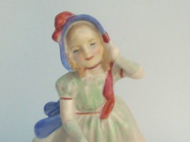Royal Doulton Babie Figurine 4.75&quot; Handwritten Number HN1679 Girl Bonnet Parasol - £27.12 GBP
