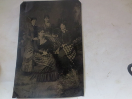 Vintage Tin Type Photo 4 Women Mother 3 Daughters Victorian Clothing 4 x 6 - £7.58 GBP