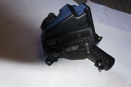 2007-2009 NISSAN 350Z RIGHT PASSENGER AIR INTAKE CLEANER BOX ASSY OEM image 5