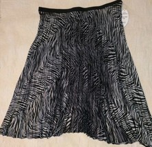 NWT 3xl Scoop Pleated Skirt (E5) - $13.10