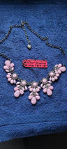 New Betsey Johnson Necklace Pink Flower Multi Summer Dressy Collectible Decorate - £11.79 GBP