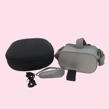 Oculus Go VR MH-A64 64GB Virtual Reality Headset w/ Case &amp; Controller #UG7395 - £74.88 GBP