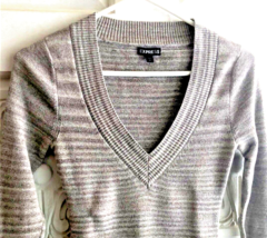 Express Beige &amp; White Stripes Gold Sparkle V Neck Sweater S/P - £10.27 GBP