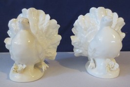 Vintage Porcelain White Fantail Turtle Dove Figurine Pair - £27.42 GBP