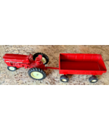 ERTL International Harvester Tractor &amp; Grain Wagon, Collectible [e-10] - $643.94 MXN