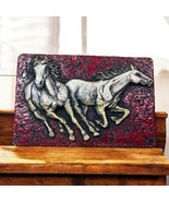 Vintage Volumetric Ceramic Plaque Wall Hanging Mustangs Numbered Edition - $3,896.40 MXN