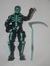 FORTNITE - SKULL TROOPER (Figure Only) - $12.00