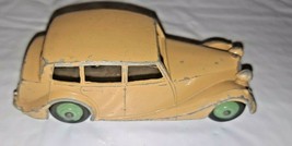 1940&#39;s Dinky TRIUMPH, 40B TRIUMPH 1800 Beige w/ Green Wheels - $46.74