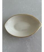 Lenox Ivory &amp; Gold Porcelain Small Pointed Trinket Dish Jewelry Tea Bag ... - $263.76 MXN
