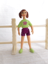 Fisher-Price Sweet Streets Figure Ice Cream Replacement GIRL Loving Family - $9.99