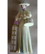 AVON ~ 2002 ~ Mrs. P.F.E. Albee 10&quot; Tall ~ Full Size Porcelain Figurine - €43,07 EUR