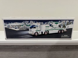 2006 HESS TOY TRUCK AND HELICOPTER Excellent Original Box and Packaging - $20.00