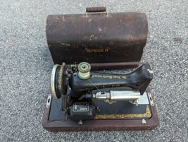 1929 Singer Sewing Machine with Dome Case and Accessories - AS IS, Parts - £127.59 GBP