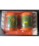 Vtg St Labre Indian School Plastic Orange Green Salt &amp; Pepper Shaker Set - $13.67 CAD