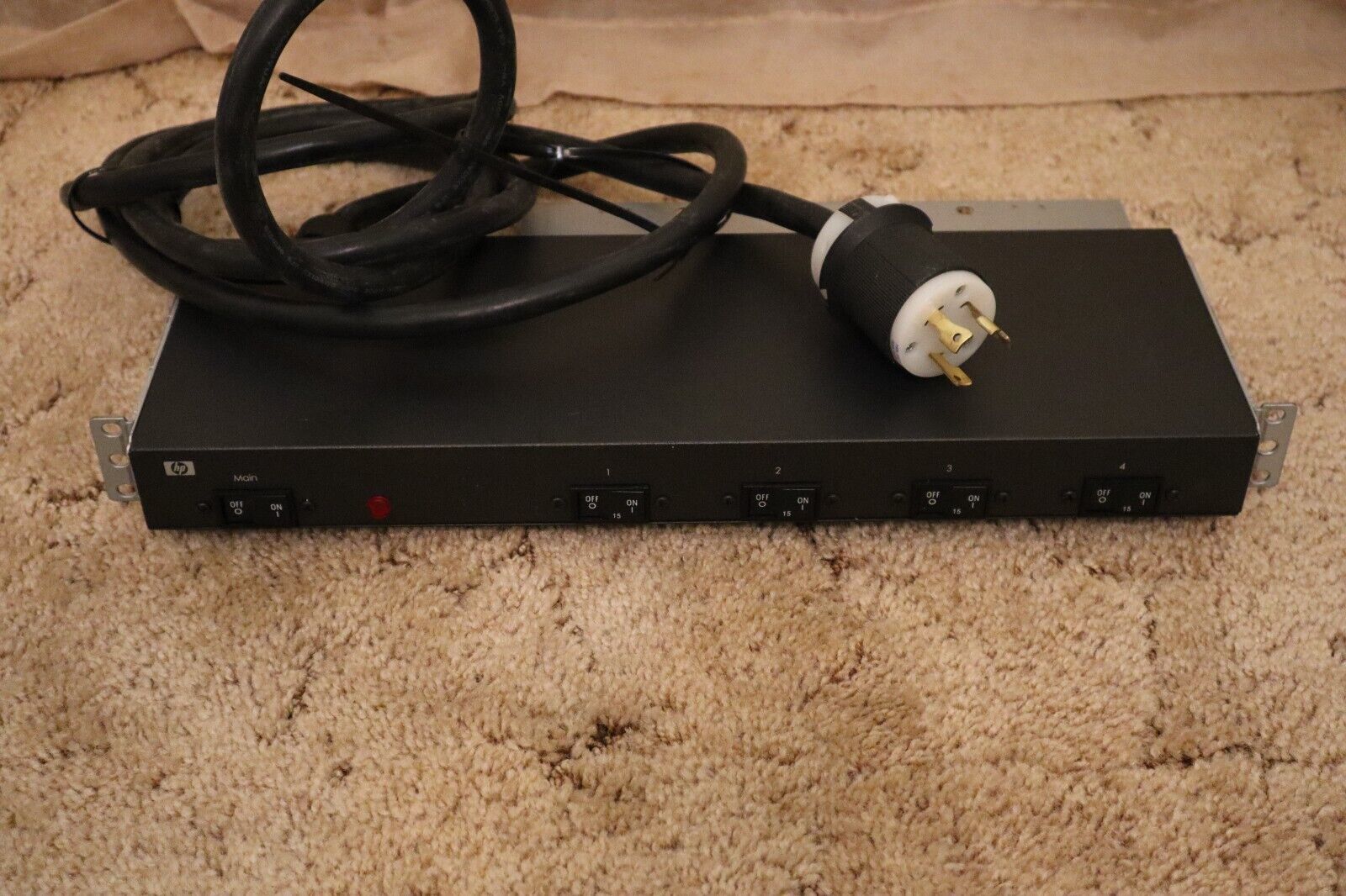 HP | 228481-002 | EO4501 | Modular PDU Power Distribution Unit - $59.35