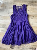 Free People Women Dress Size 10 Purple V-Neck Sleeveless Floral Lace Sho... - $47.03