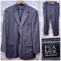 Jos A Bank Wool Herringbone Suit Gray Mens 44R Jacket 39x29.5 Pleated Pants - £85.65 GBP
