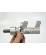 2002-2005 ford thunderbird tbird brake booster master brake cylinder oem - $89.08 CAD