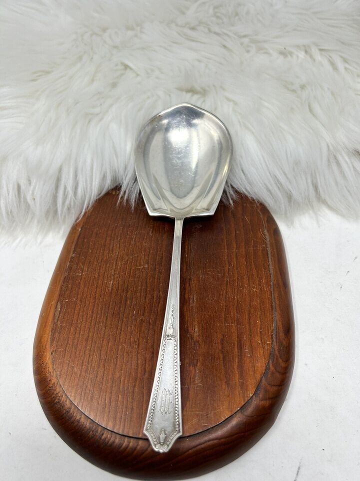 Vintage International Sterling Silver Georgian Maid Clam Serving Spoon Mono - $87.49