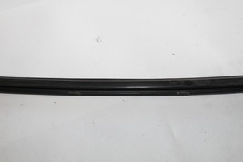 2012-2014 HYUNDAI VELOSTER FRONT RIGHT DOOR WINDOW BELT WEATHERSTRIP K151 image 3