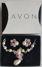 Avon Melissa Necklace and Earring Gift Set New  and in Box /13 - $24.99