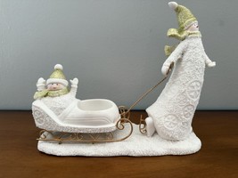 Yankee Candle 8 3/4&quot; Snowman w/ Sled #1178714 Candleholder White Gold Te... - $292.23 MXN