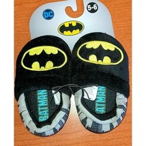 Unisex Kid&#39;s Sz. 5-6 Slippers Superhero Winter Plush Batman. - $346.14 MXN