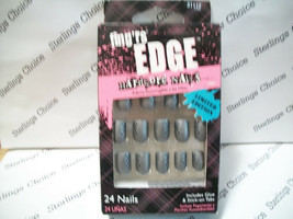 Fing&#39;rs Edge Hardcore Nail Addict #31112 Black and Silver Fishnet - $8.90