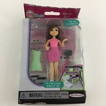 Mi World Shop Girl Doll Figure Mall Employee Worker 2014 Jakks New Sealed - £16.49 GBP